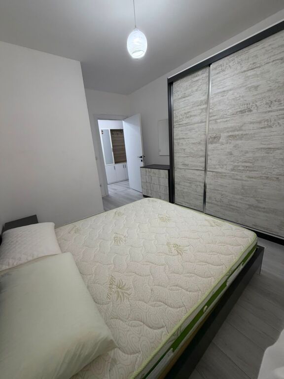 Qera | Apartament 1 + 1 | Rruga 5 Maji | 450 €/muaj