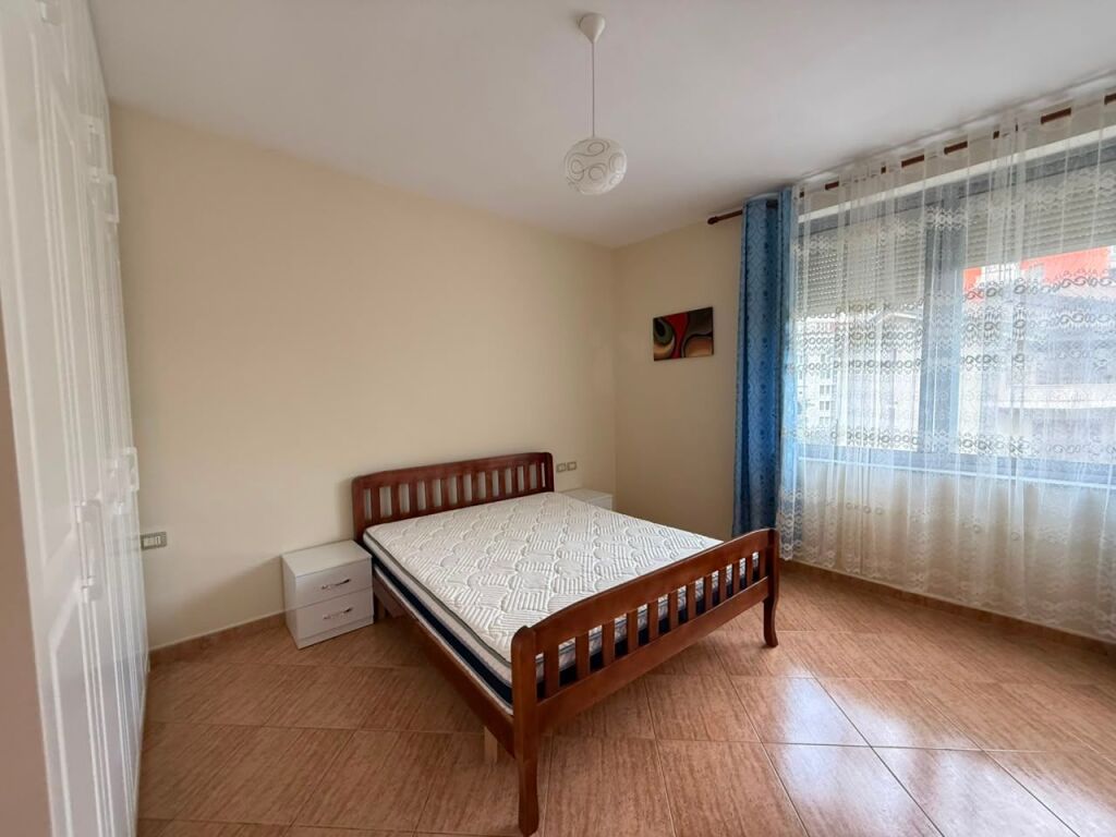 Qira, Apartament 2+1+2 | Rruga e Kosovarëve, Tiranë