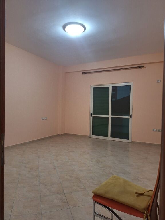 🏡 Apartament 1+1 me qera (jepet dhe per biznes)  📍Kodra e Diellit, Rruga Shkëlqim Fusha