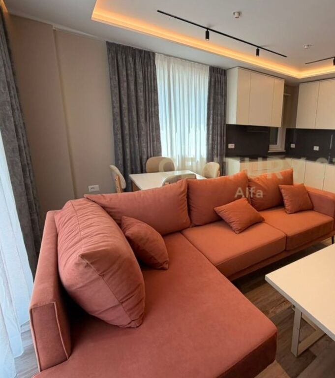 Jepet me qera Apartament Premium 2+1+2 me mobilje dhe parkim të ri