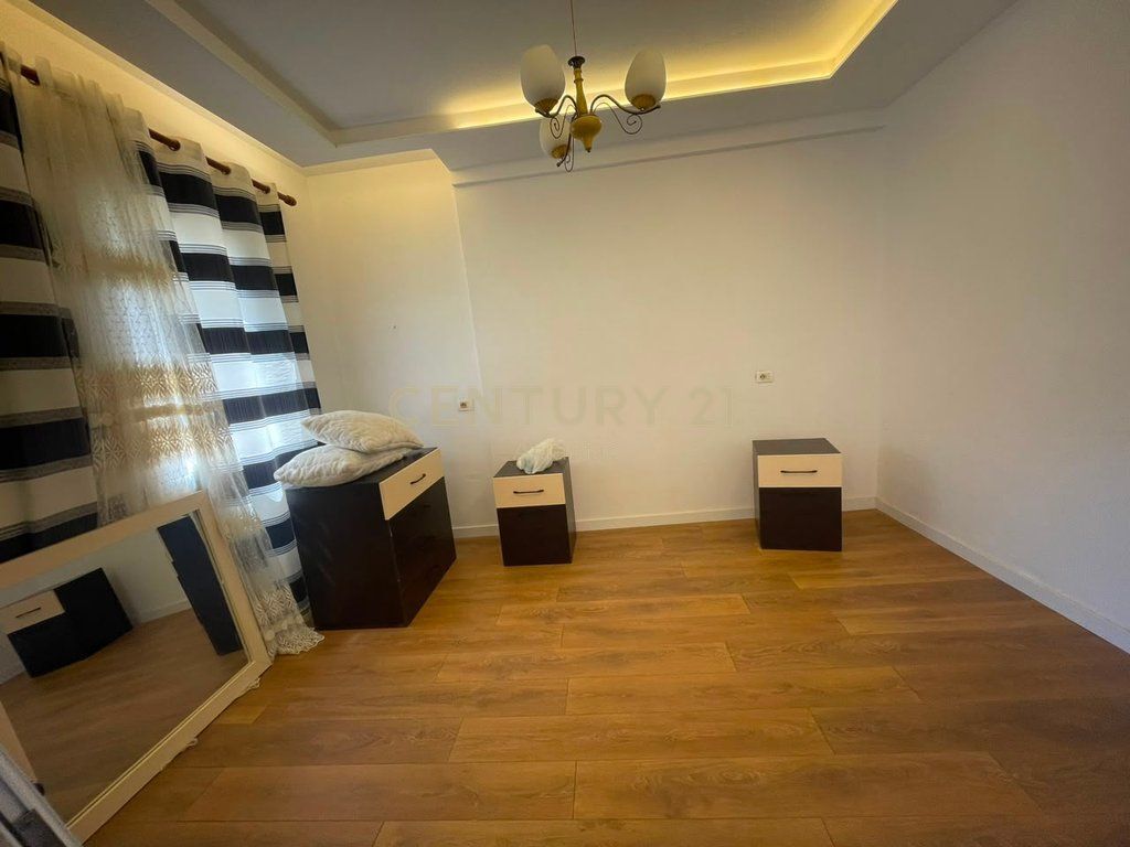 Apartament 1+1 për Shitje pranë Detit në Shkëmbin e Kavajës – 79.000 Euro
