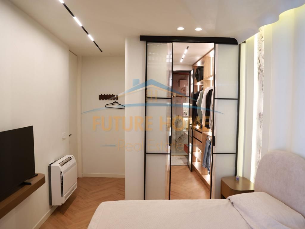SHITET APARTAMENT 2+1+2 ASTIR
