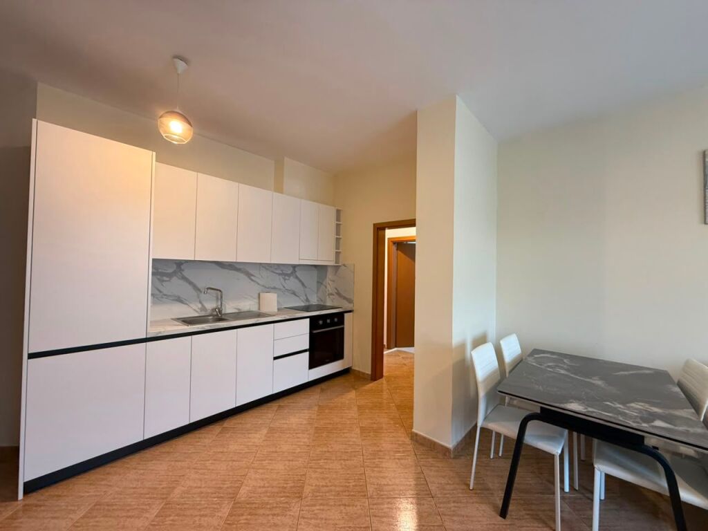 Qira, Apartament 2+1+2 | Rruga e Kosovarëve, Tiranë