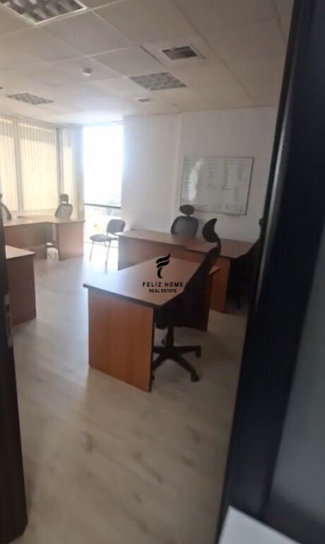 ZYRE ME QERA 275M2 QENDER 4.950 EURO FH-87273