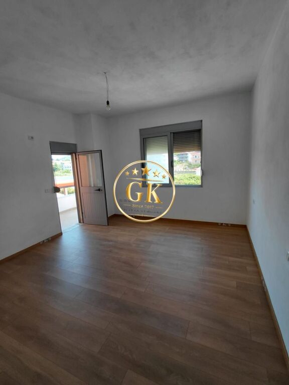🏡 SHITET APARTAMENT 1+1 GOLEM, DURRES