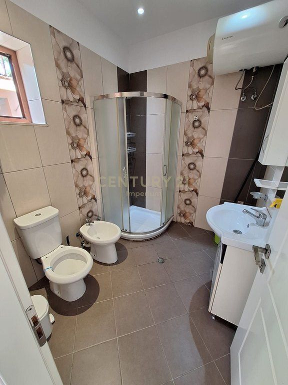 Appartamento 2+1 in affitto a Shkoze! Piano terra di una villa