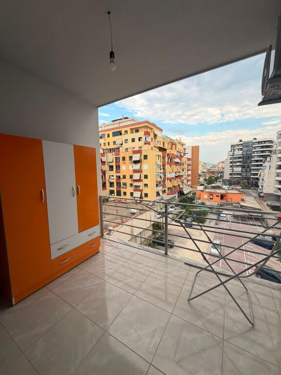 Appartamento 1+1 in affitto ad Astir, Viale Migjeni