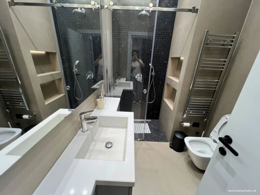 Appartamento in affitto 1+1 a 21 Dhjetori (ID B2101814) Tirana