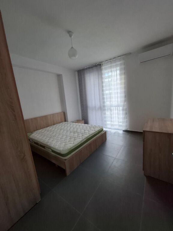 Rent | Apartament 3 + 1 | Rruga 5 Maji | 650 €/month