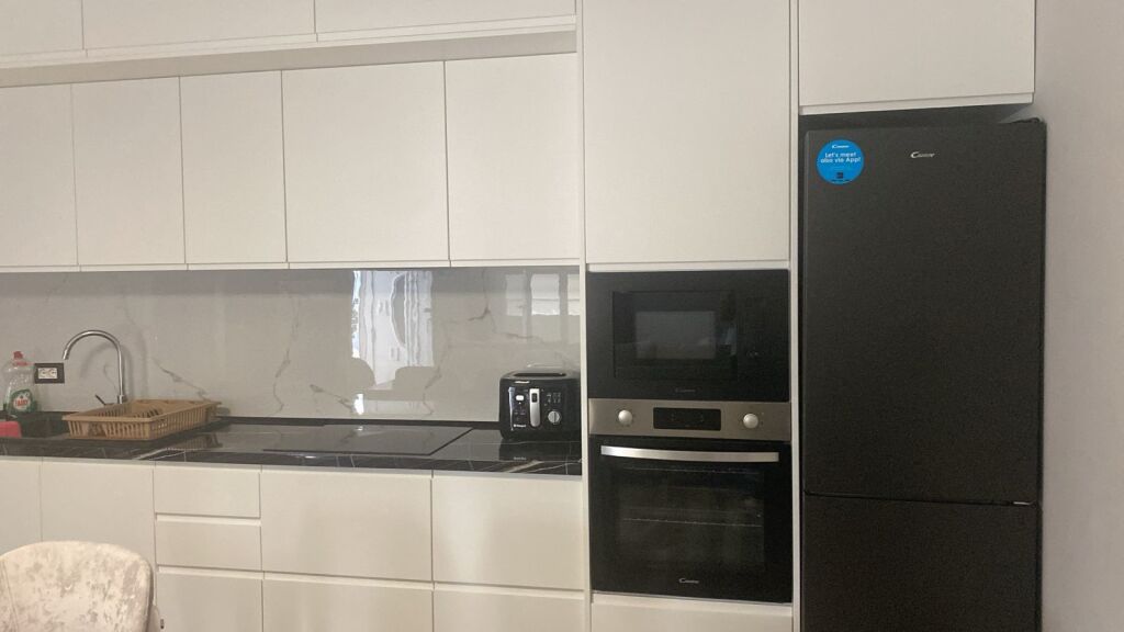 Qera | Vilë 2 + 1 | Porcelani | 650 €/muaj