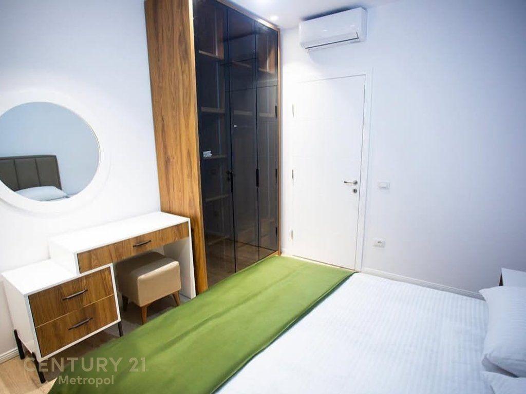 APARTMENT 2+2 FOR RENT IN THE EMERALD CENTER COMPLEX!