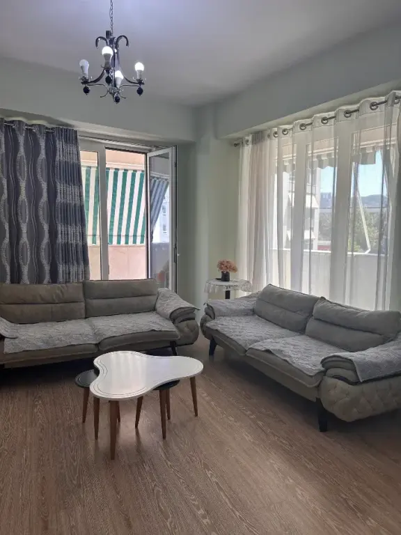 Shitje | Apartament 3 + 1 | 21 Dhjetori | 397000 €