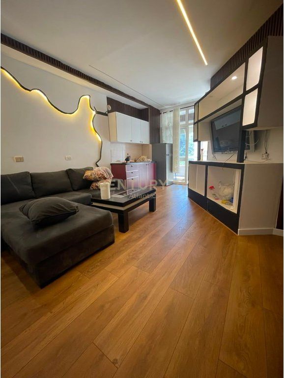 Apartament 1+1 për Shitje pranë Detit në Shkëmbin e Kavajës – 79.000 Euro