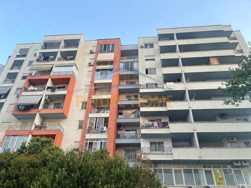 VENDESI APPARTAMENTO 2+1 YZBERISHT PALLATET DILO