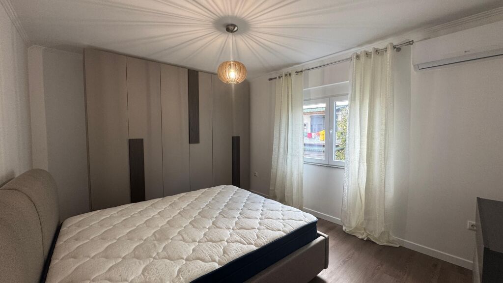 Jepet me qira apartament 2+1 në zonën e Oxhakut