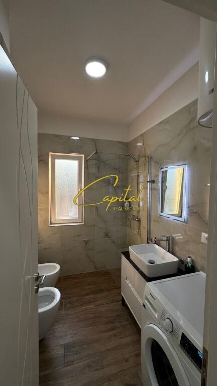 SHITET APARTAMENT 2+1 KAMEZ 11.000.000 LEKE