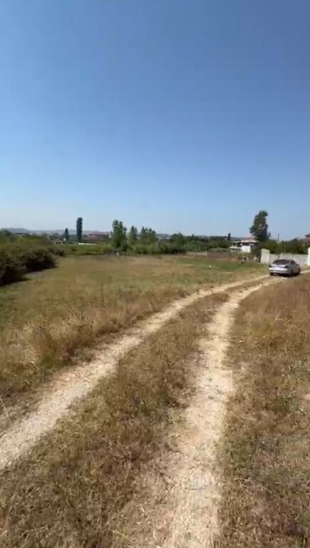 Toke ne shitje