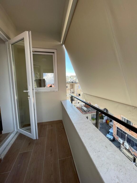 Apartament 1+1 per qera te sheshi willson