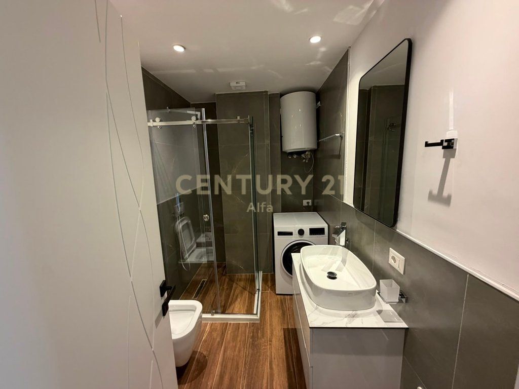 Apartament Premium 1+1 + Parkim – Donika Center