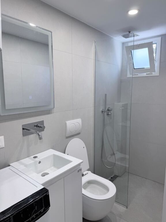 Qera | Garsoniere | Rruga 5 Maji | 300 €/muaj