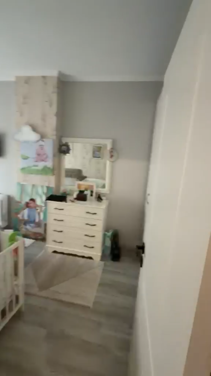 Apartament 2+1+2 per qera tek Pallatet e Verdha !