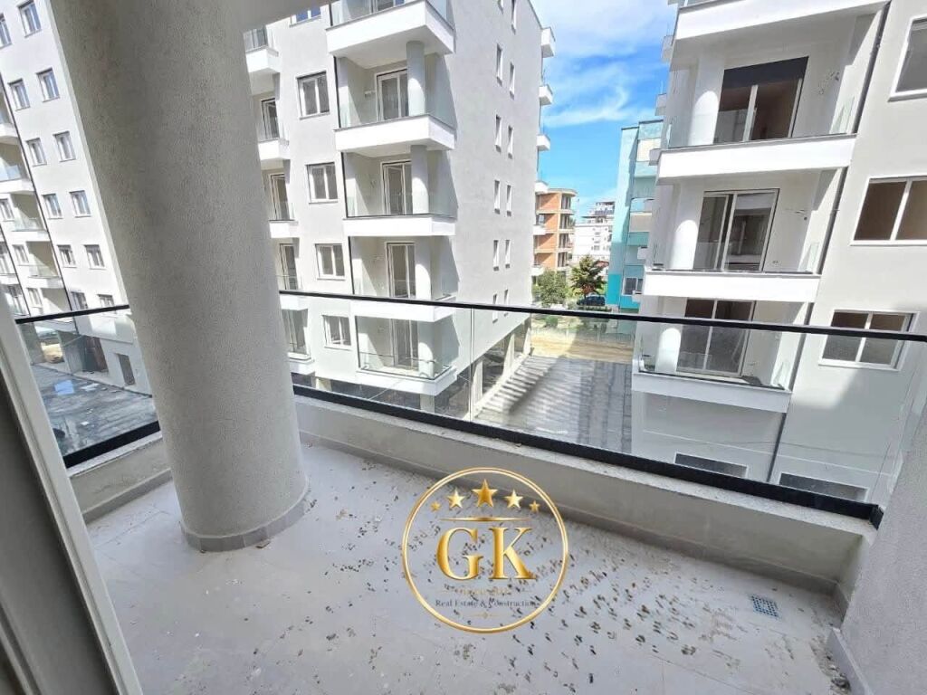 SHITET 1+1 me Ballkon • 1400€ / ㎡ ✅ • VM Residence 📍