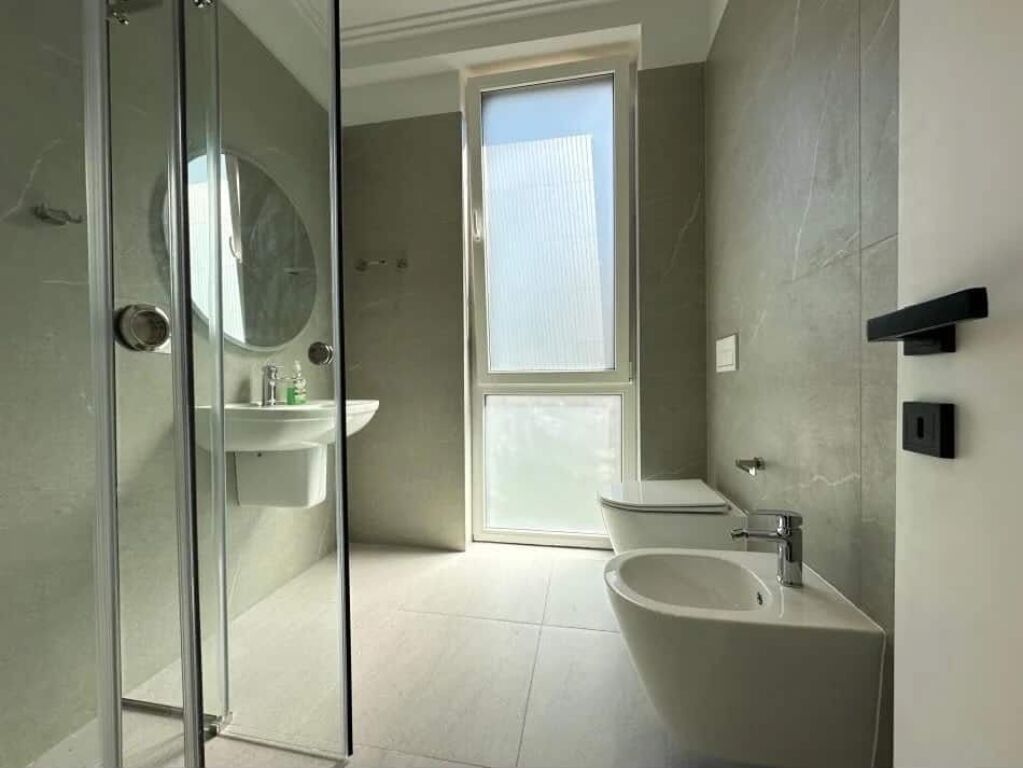Luxury Apartment for Rent at the Dry Lake
