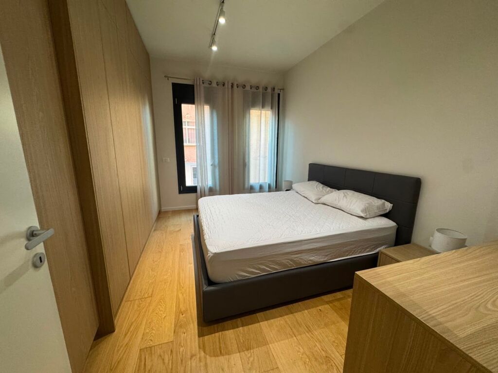 Apartament 2+1, Rruga e Kosovareve!