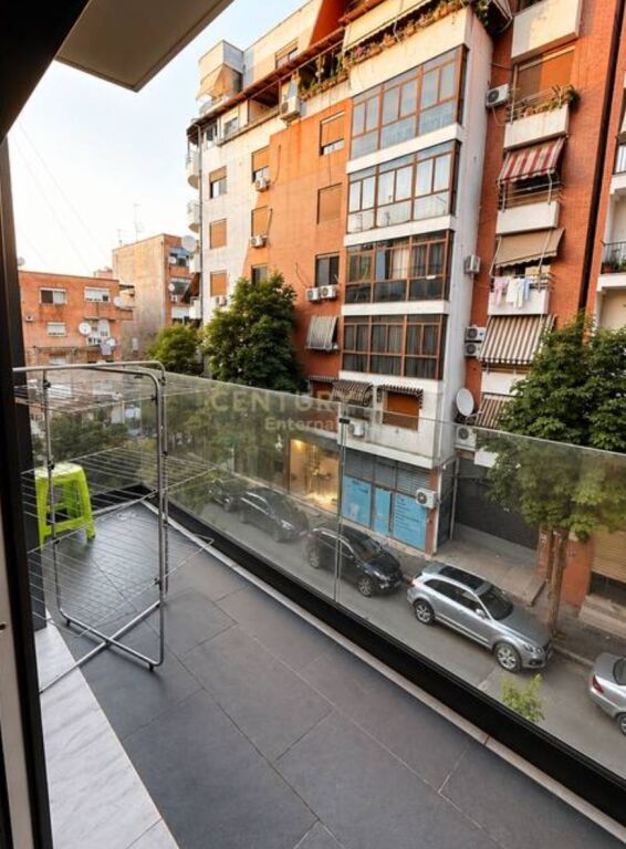 Apartament luksoz 2+1 me qera