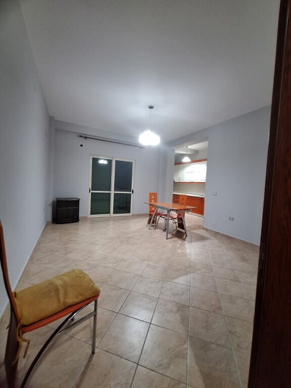 🏡 Apartament 1+1 me qera (jepet dhe per biznes)  📍Kodra e Diellit, Rruga Shkëlqim Fusha