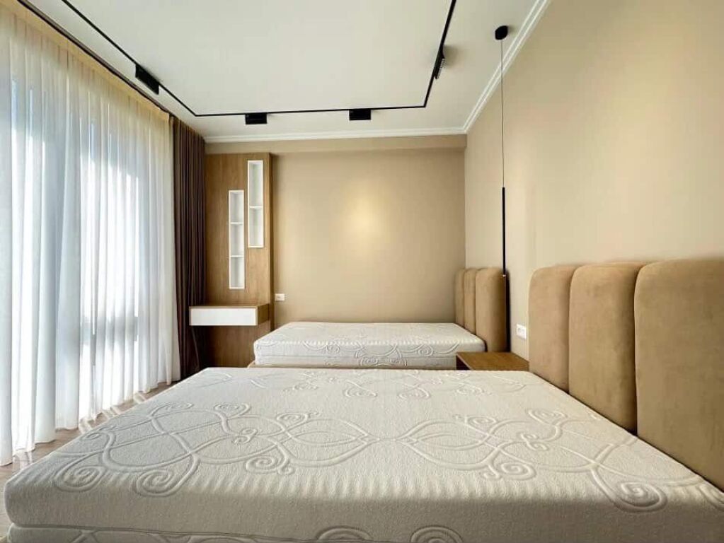 Luxury Apartment for Rent at the Dry Lake