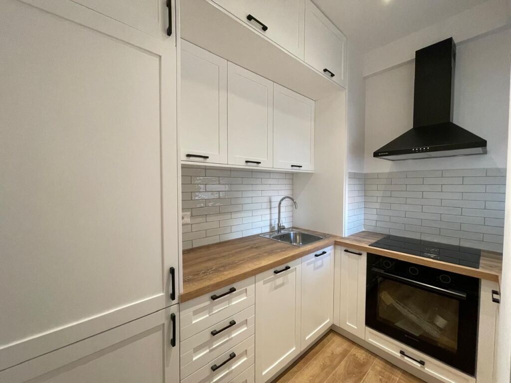Apartament 1+1 per qera te sheshi willson