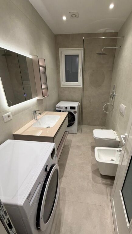 Apartament me qera 1+1 Shkoze