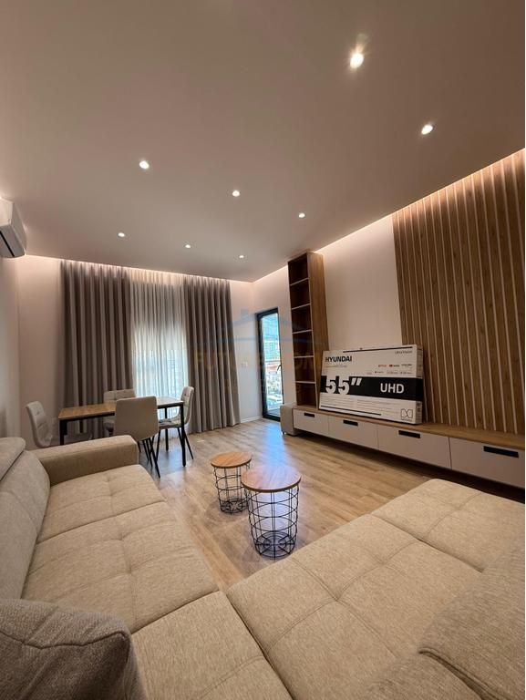 Affitto, Appartamento 1+1, Residenza Erli, Porcellana