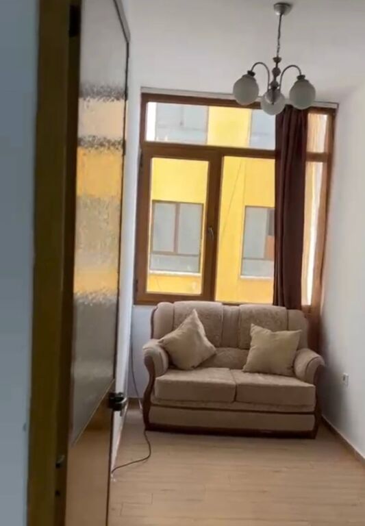 Jepet me qera Apartament 3+1 ne Don Bosko