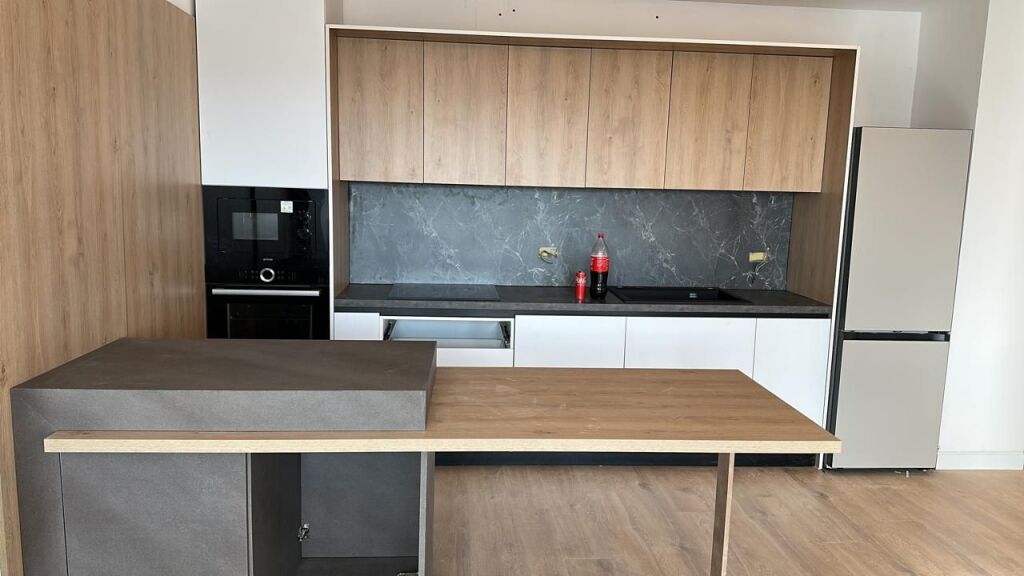 Apartament 2+1 ne shitje tek Bulevardi i Ri