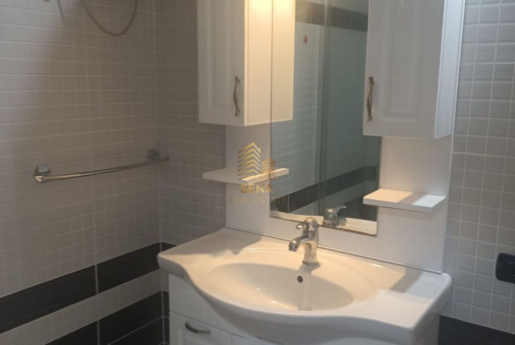 Affitto, Ingresso Privato, 2+1+balcone, Porcellana, 50.000 Leke/Mese