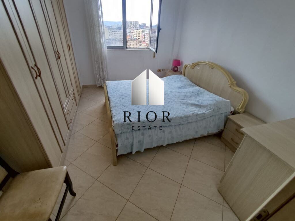 Appartamento in Affitto | Via Fortuzi | 2+1 | 700 €/Mese