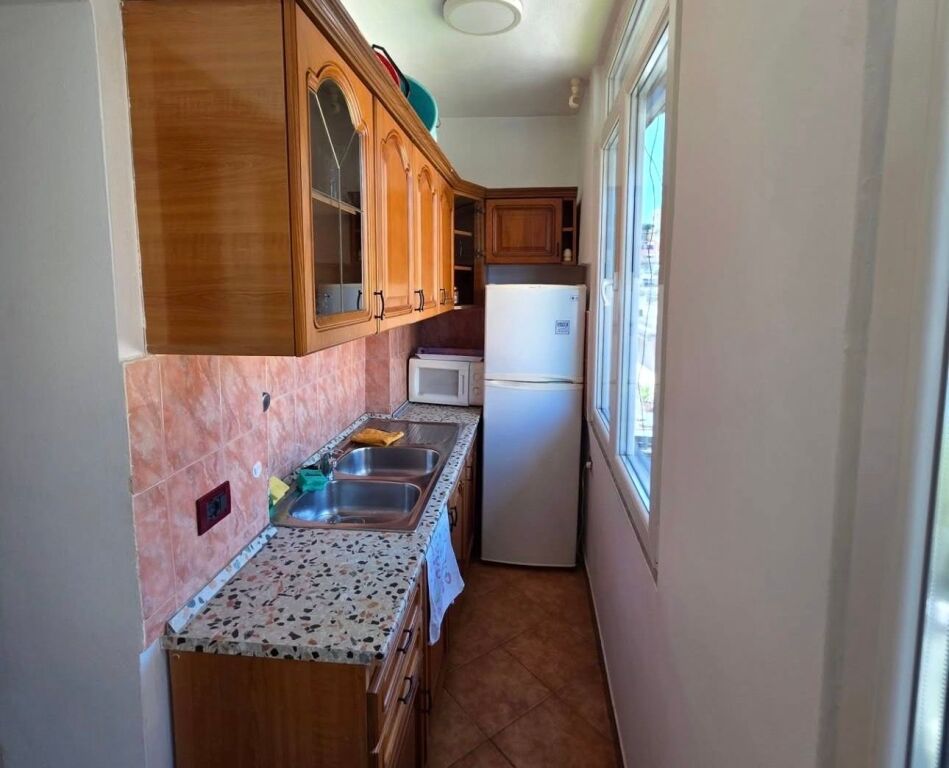 Apartament 2+1 me qira tek Garda ne Bllok
