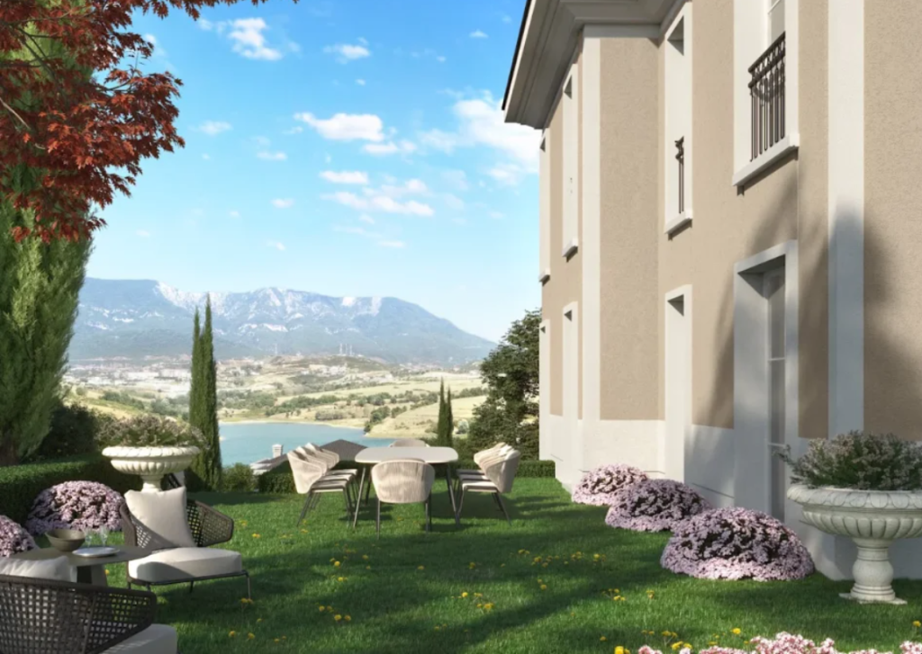 # IN VENDITA: Villa Indipendente | 4 Camere da Letto e 4 Bagni || (📍Rolling Hills Liqeni - Farkë) || In Fase di Completamento || €780.000 🔥
