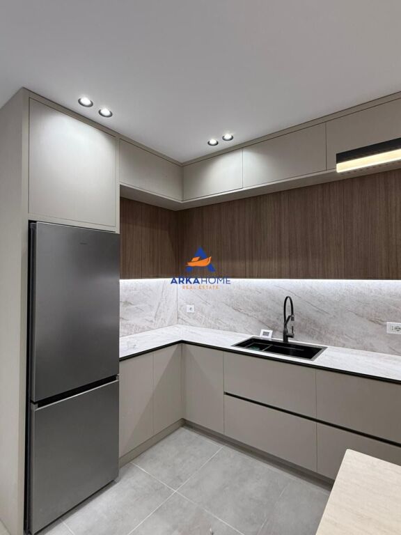 APARTMENT 1+1 FOR RENT + PARKING SPACE "ASTIR, NEW RING" 70000 LEKE