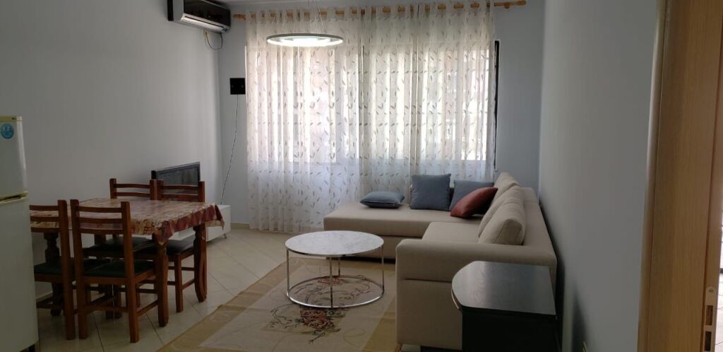 Apartment 1+1 for rent in Astir near the roundabout opposite Ozone