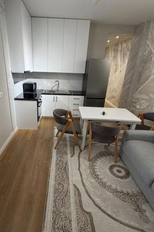 Apartament me qera 1+1 Shkoze