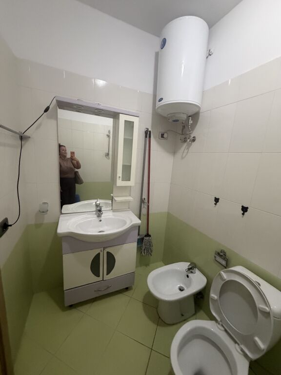 1+1, palazzo, vecchio mercato elettrico, via elb, 500 mila lek