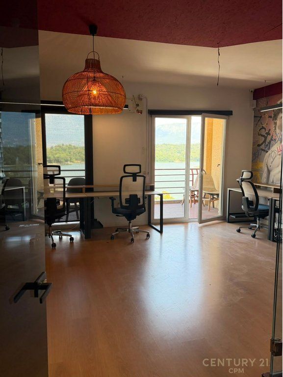 Apartament 2+1 Në Shitje në Fresku, Shkozë, Tiranë