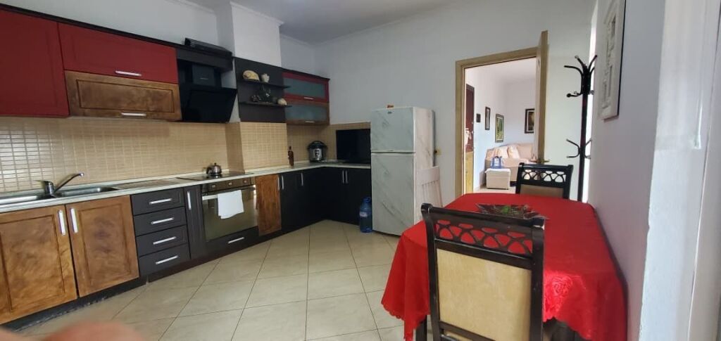 Appartamento 2+1 in affitto in Via Fortuzi