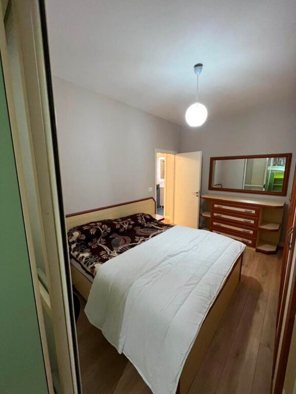 📌 Jepet me Qira Apartament 2+1 – Pranë Kodrës së Diellit 1 ✨