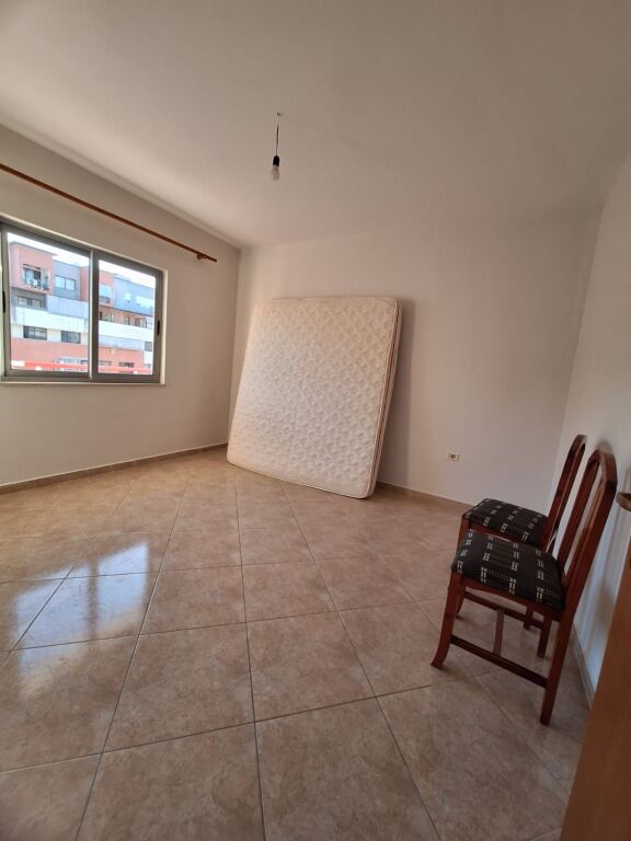 🏡 Apartament 2+1 me qera  📍Astir, pranë 2 Palmat