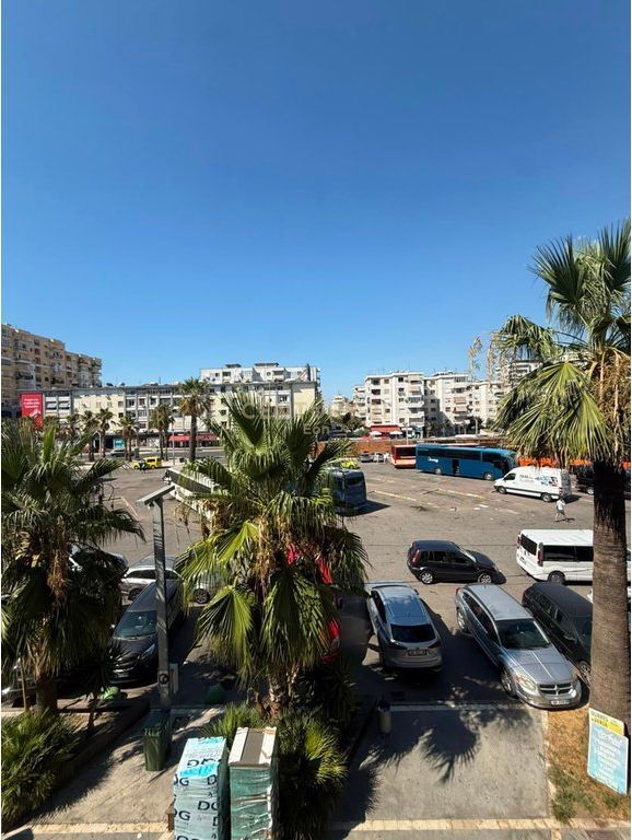 Jepet me qira apartament 2+1 për zyra – Tek Stacioni i Trenit, Durres !