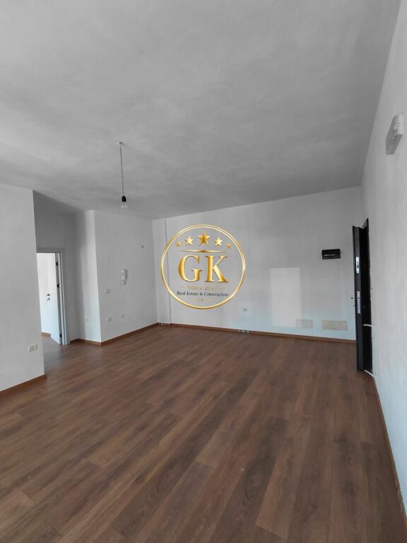 🏡 SHITET APARTAMENT 1+1 GOLEM, DURRES